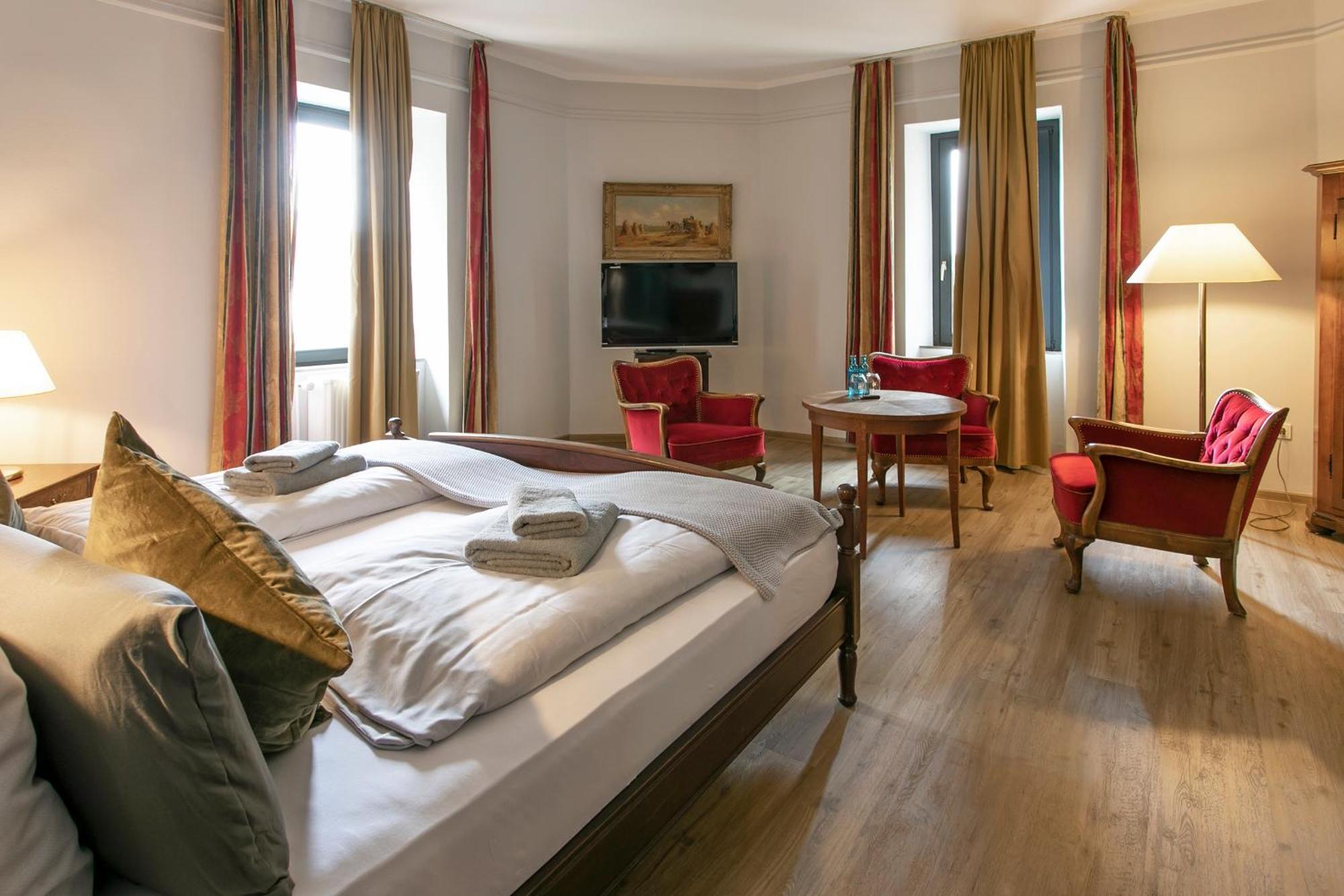 Schlosshotel Braunfels & Himmelreich Bagian luar foto