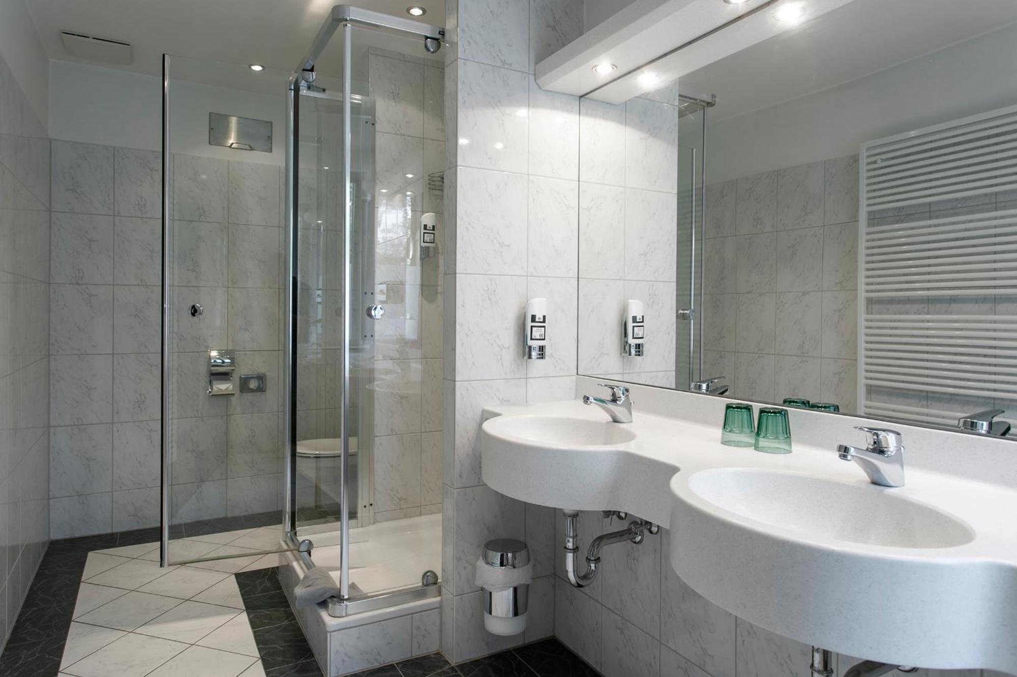 Schlosshotel Braunfels & Himmelreich Bagian luar foto
